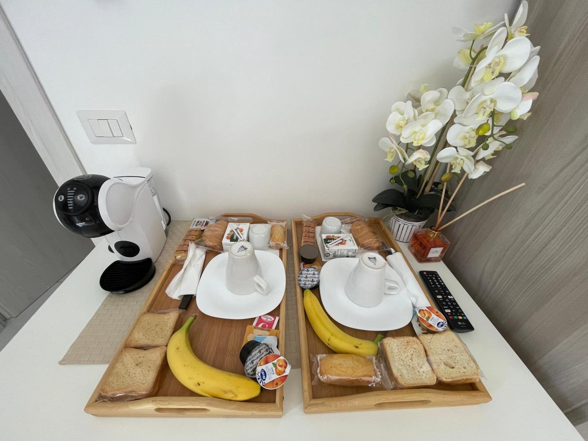 B&B Il Suono Della Campagna テッラチーナ エクステリア 写真